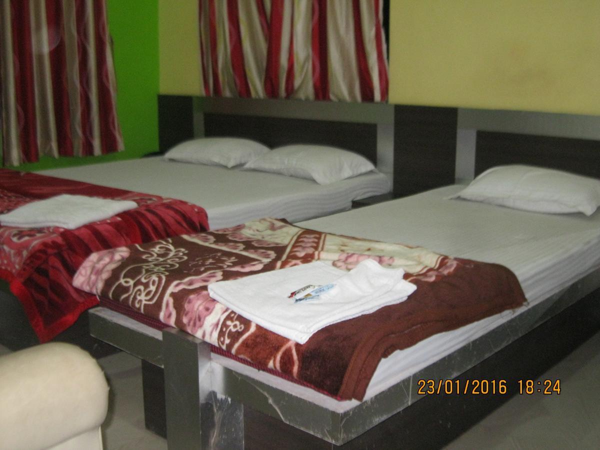 Hotel Srikrishna International Tarapith Esterno foto